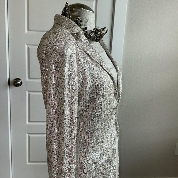 Jacket Party 🎈 - Picture 2 of 5